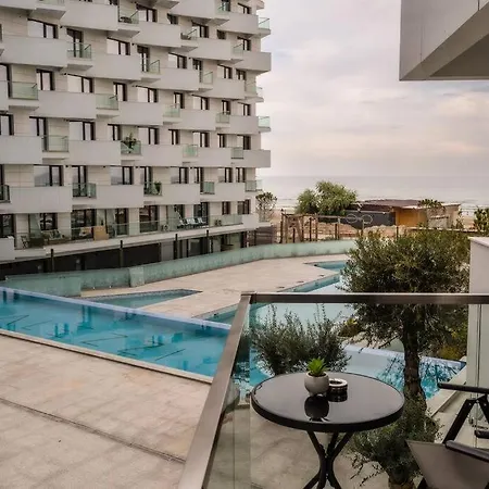 Mustard Skyline Infinity Pool&spa *