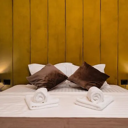 Apartment Mustard Skyline Infinity Pool&spa *